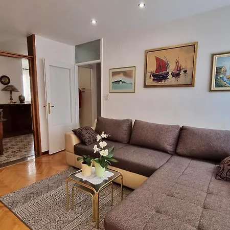 Apartment Maja Omiš